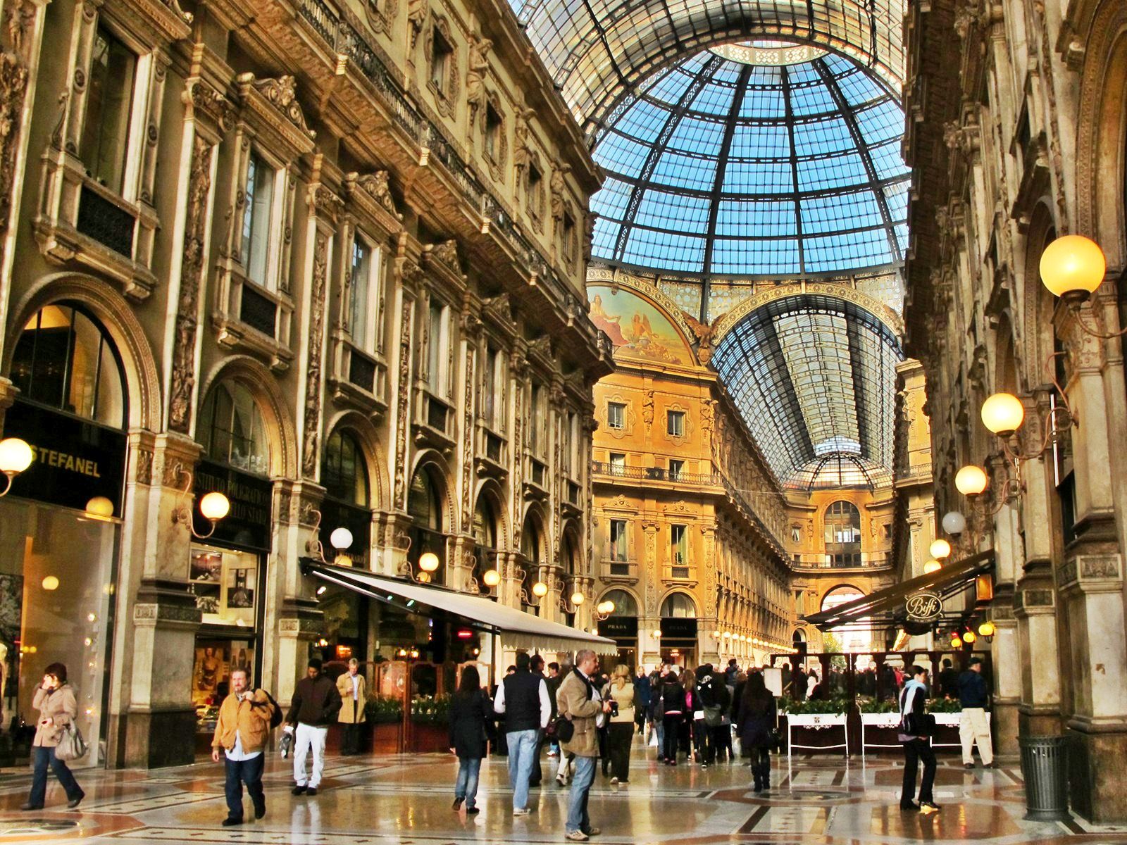 Shops in Milan